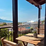 Anemelia Apartament *